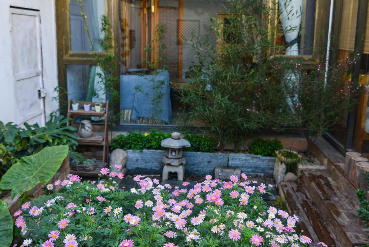 Dali Buxianshan Boutique Guesthouse-In Dali Ancient City,Near Three Pag Odas And Erhai Lake,Provide Tour Guide Service And Local Experience Exterior photo